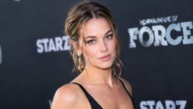 Lili Simmons